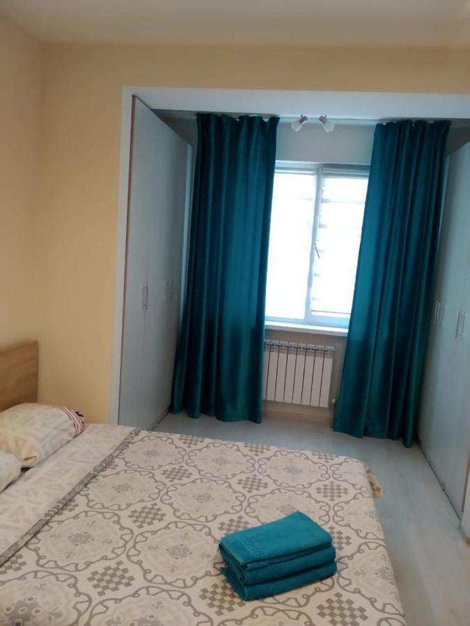 Молодёжный На Сейфуллина Apartment Almaty Exterior photo